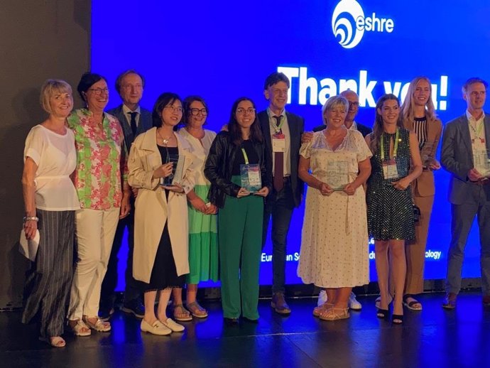 Nota Una Investigadora Del Ibs.Granada Es Galardonada Con Un Prestigioso Reconocimiento En El Congreso Internacional De Eshre