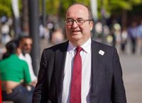 Iceta solo ve "posible" el acuerdo con las internacionales si la reestructuración en la RFEF es "profunda"