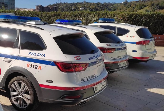 Archivo - Vehículos de la Ertzaintza