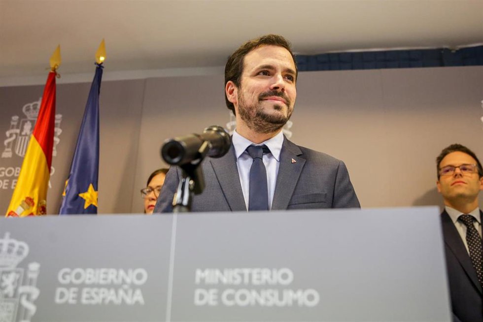 Archivo - El ministro de Consumo, Alberto Garzón, durante la rueda de prensa de presentación del proyecto de Real Decreto de Comunicaciones Comerciales de las Actividades del Juego, en Madrid (España), a 21 de febrero de 2020.