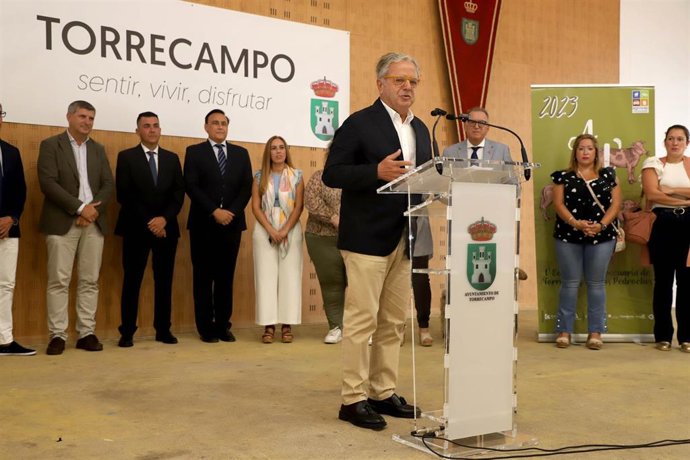 El presidente de la Diputación de Córdoba, Salvador Fuentes, en la inauguración de Agrovap.