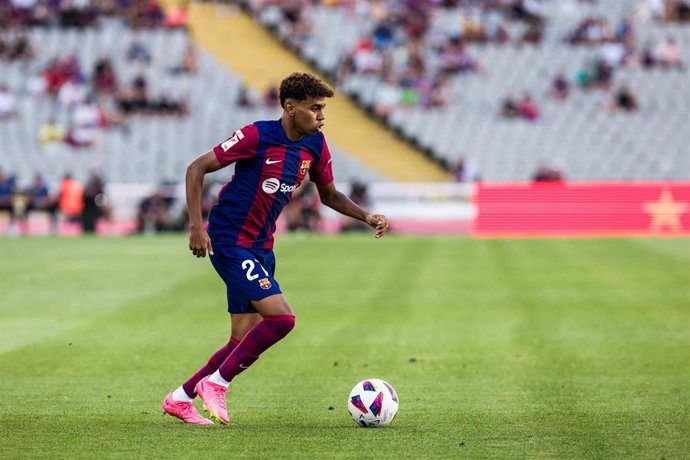 Lamine Yamal of Fc Barcelona in action during the Spanish league, La Liga EA Sports, football match played between FC Barcelona and Cadiz CF at Estadi Olimpic Lluis Company on August 20, 2023 in Barcelona, Spain.