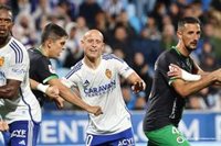 El Zaragoza se deja sus primeros puntos de la temporada contra el Racing de Santander