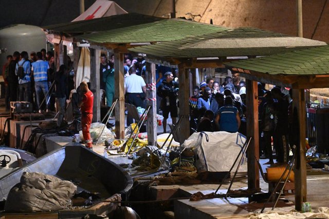 September 15, 2023, LAMPEDUSA: Some migrants arrived in the island of Lampedusa, southern Italy, 15 September 2023..A record number of migrants and refugees have arrived on the Italian island of Lampedusa in recent days. Lampedusa's city council declared 