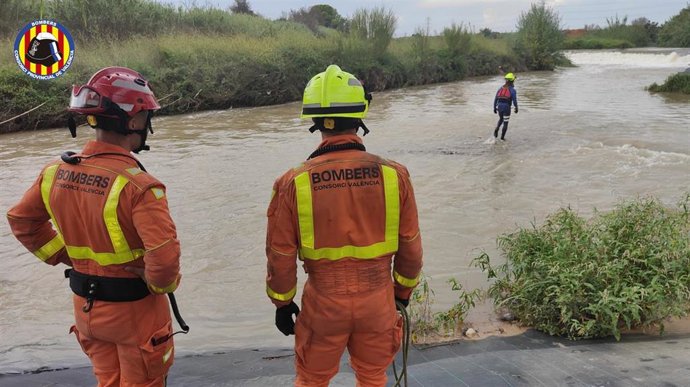Reactivan la búsqueda del hombre desaparecido arrastrado por el agua en Paterna