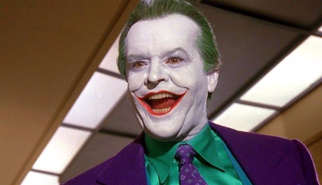 Batman de Tim Burton iba a fichar a otra gran estrella de Hollywood para ser el Joker
