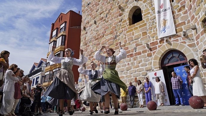 Celebración del 75 aniversario de Arrantzaleen Museoa