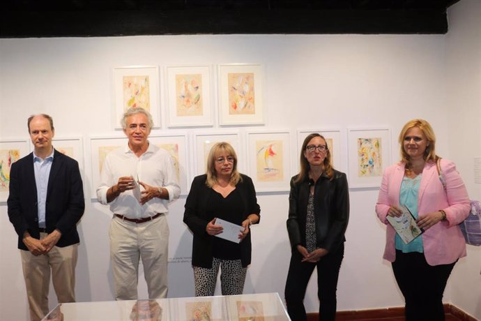 Inauguración de la muestra 'Esteban Lisa. Cosmovisión del color' en el centro de arte 'La Plazuela' de Sigüenza (Guadalajara) .