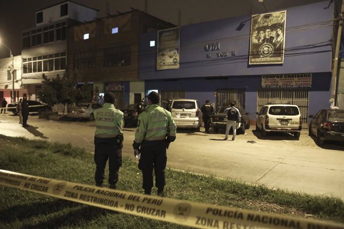 August 23, 2020, Lima, PERU: Lima 23 de agosto de 2020..Trece personas fallecieron la noche del sA?bado durante una intervenciAln policial al interior de una discoteca en el distrito de Los Olivos. Los hechos ocurrieron minutos antes de iniciarse la inm