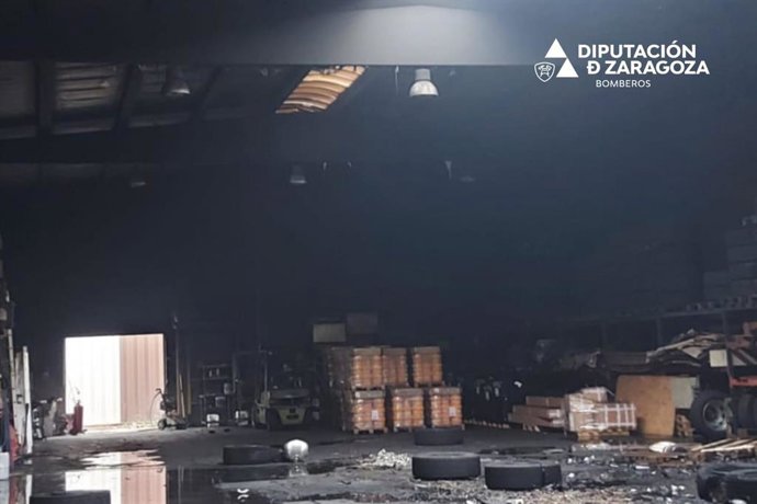 Estado de la nave calcinada, en Pinseque.