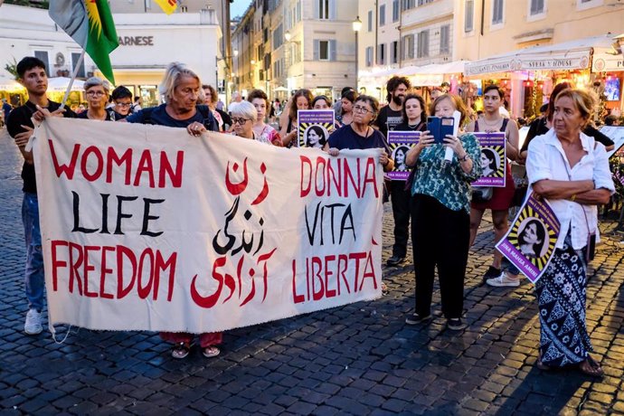 Manifestación por la muerte de Mahsa Amini en Roma