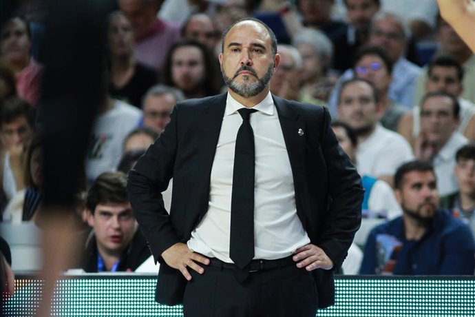 Archivo - Chus Mateo durante un partido del Real Madrid