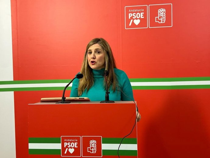 Archivo - La parlamentaria del PSOE-A Irene García, en una foto de archivo