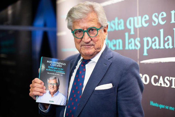 Archivo - El presentador de radio y televisión y escritor Pepe Domingo Castaño