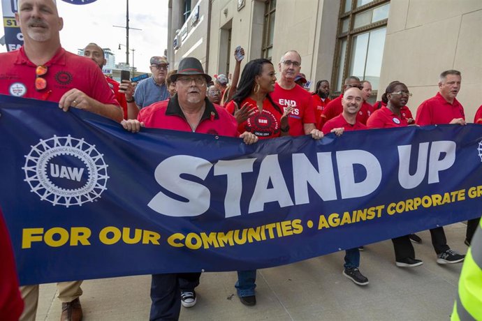 Protesta del sindicato de Trabajadores de la Automoción Unidos (UAW, por sus siglas en inglés)