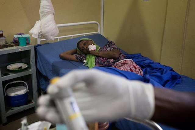 Archivo - MSF avisa de que la lucha contra el Vih, malaria y tuberculosis está "retrocediendo"