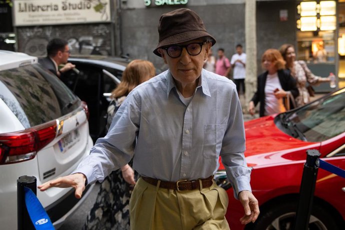 El cineasta neoyorkino, Woody Allen, presenta la seva cinta ?Cop de sort?, al cinema Aribau, a 17 de setembre de 2023, a Barcelona