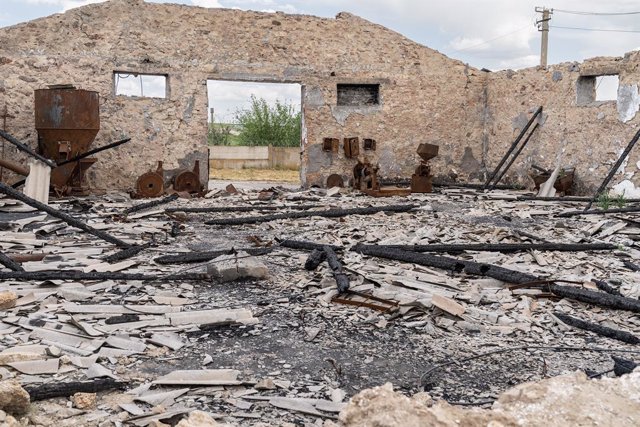Archivo - Imatge d'arxiu d'un edifici destruït a Kherson
