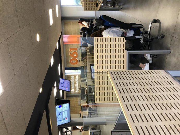 Un total de 59 personas atendidas el fin de semana por el 061 en 48 accidentes de tráfico en Galicia.  Sede de Urxencias Sanitarias de Galicia-061