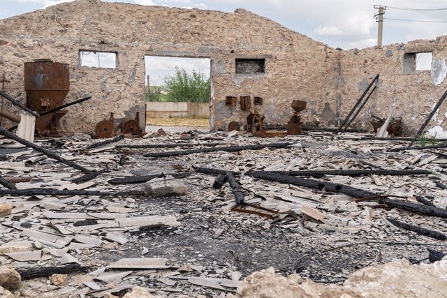Archivo - May 19, 2023, Kherson region, Ukraine: View of the destructions of fertilizer storage facility of Farm Pershe Travnia of village Velyka Oleksandrivka of Kherson region seen after liberation from Russian invasion. The farm was producing grain (wh