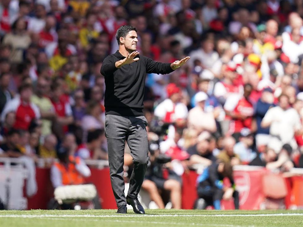 Archivo - El entrenador del Arsenal, Mikel Arteta, durante un partido