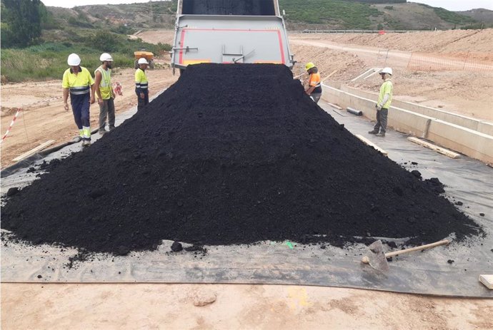 Uso de escorias de biomasa en una carretera