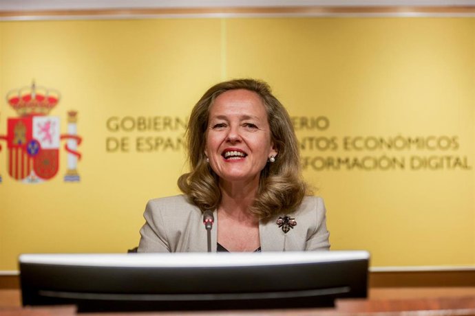 Archivo - La vicepresidenta primera y ministra de Asuntos Económicos en funciones, Nadia Calviño