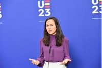 Belarra pide situar a los jóvenes "en el centro" de la política europea y alerta contra quienes les "criminalizan"