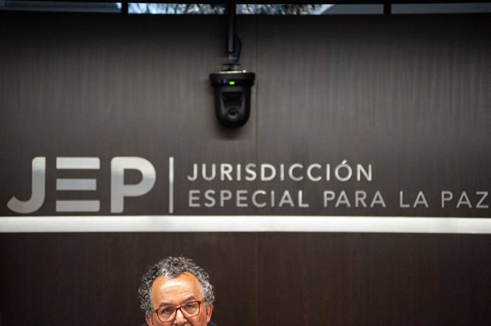 Archivo - March 6, 2023, Bogota, Cundinamarca, Colombia: Magistrate and president of the Special Jurisdiction for Peace (JEP) Roberto Carlos Vidal Lopez speaks during a press conference about the denunciation of former international affairs prosecutor Ana