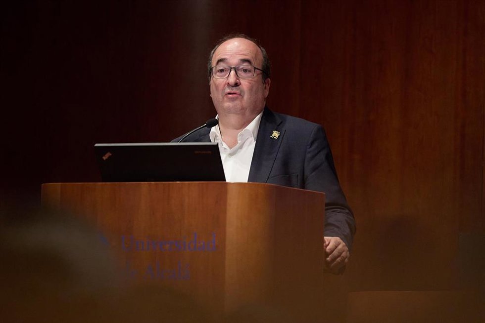 Archivo - El ministro de Cultura y Deporte, Miquel Iceta. Foto de archivo