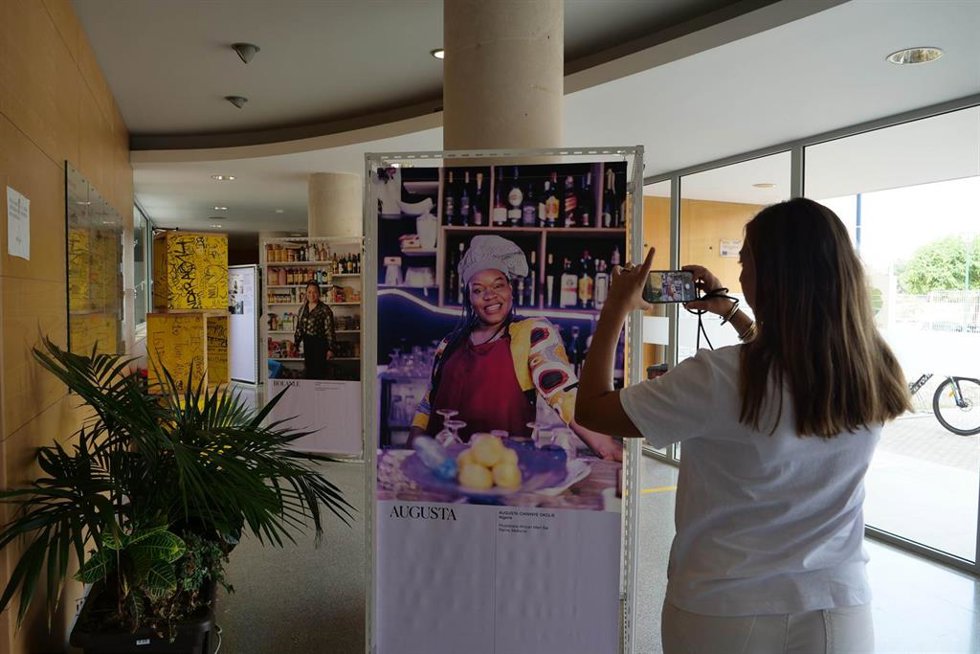 'Heura. Red De Mujeres Confía' Estará Abierta En El Edificio Rayo Verde, Que Comparten La UMA Y El Málaga Tech Park, Hasta El 5 De Octubre. Posteriormente, Se Exhibirá Por Otras Comunidades Autónomas Como Madrid, Cataluña, Castilla Y León Y Baleares.