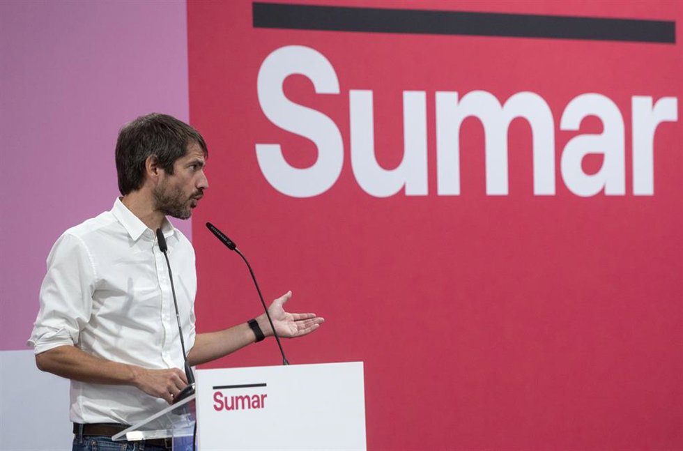El portavoz de Sumar, Ernest Urtasun, ofrece una rueda de prensa, en el Espacio Rastro, a 18 de septiembre de 2023, en Madrid (España).