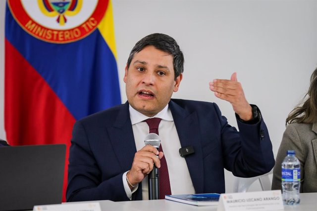 Bogotá. Julio 12 del 2023. El ministro de Las TIC, Mauricio Lizcano, realiza un encuentro con directivos del sector público y privado para hablar de las estrategias de la IA (Inteligencia Artificial) en el Gobierno Colombiano. (Colprensa - Mariano Vimos)