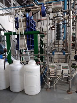 Imagen de un reactor electroquímico de la UA.