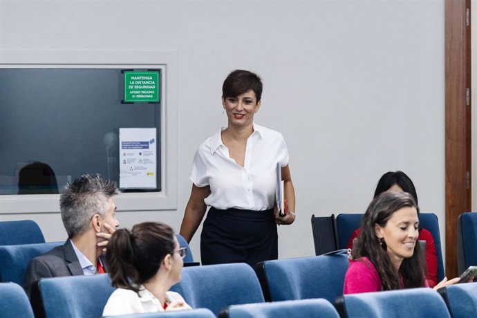 La ministra Portavoz del Gobierno, Isabel Rodríguez, a su llegada a una comparecencia posterior a la reunión del Consejo de Ministros, en el Palacio de la Moncloa, a 19 de septiembre de 2023, en Madrid (España). 