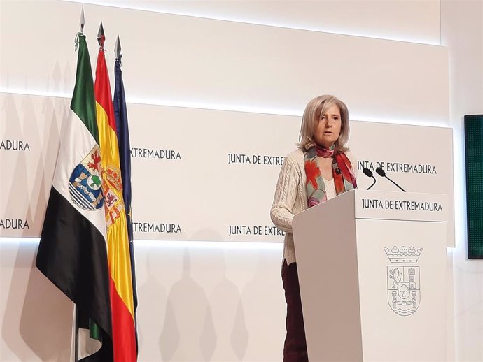 La portavoz de la Junta de Extremadura, Victoria Bazaga, en rueda de prensa tras el Consejo de Gobierno autonómico