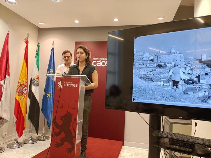 El director Mario Martínez saca a la luz la obra del cineasta extremeño Manuel Pérez-Sala