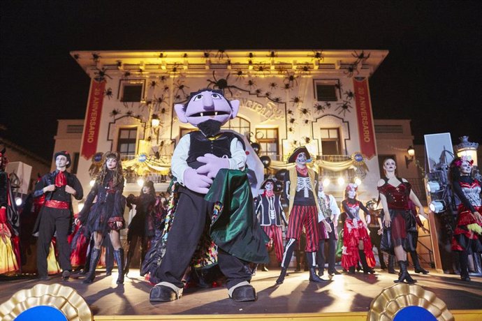 Archivo - Uno de los espectáculos de PortAventura World durante la campaña de Halloween.