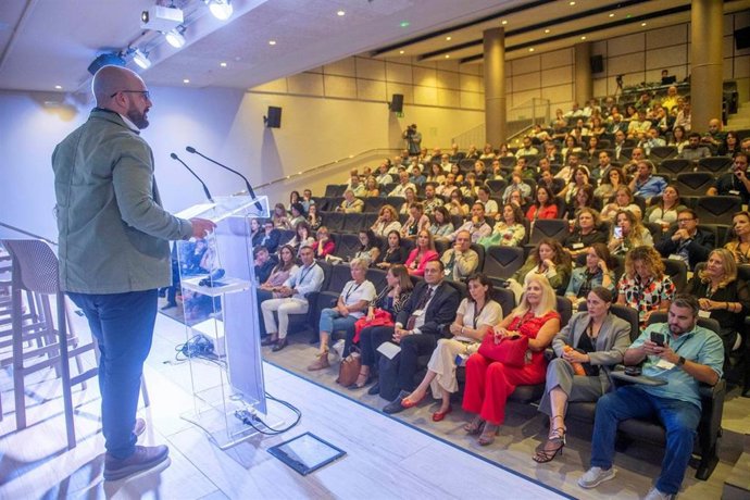 Germán Beardo en las mesas sectoriales de turismo.