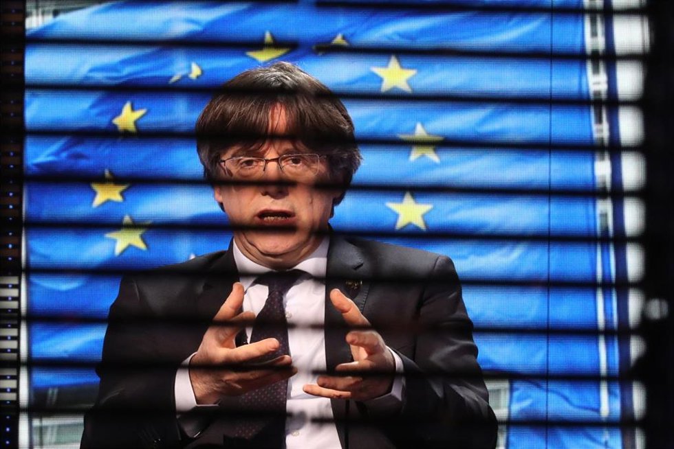 Archivo - El expresidente de la Generalitat de Catalunya Carles Puigdemont durante la sesión plenaria en el Parlamento Europeo 