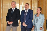 Rueda liga el uso de las lenguas cooficiales en el Congreso con "una cesión" a Puigdemont y una cortina de humo