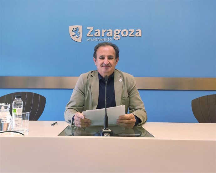 El consejero municipal de Presidencia, Ángel Lorén.