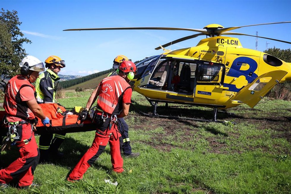 EDP y SEPA colaboran en un ejercicio de prevención en Cangas del Narcea.