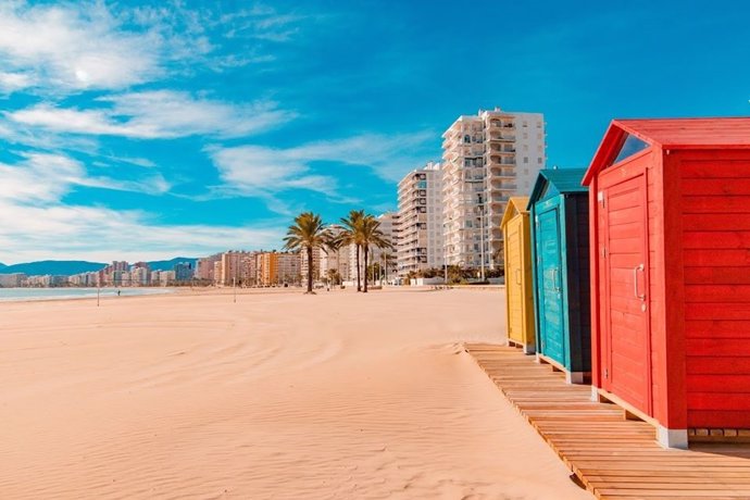 Archivo - Una playa de Cullera (Valencia)