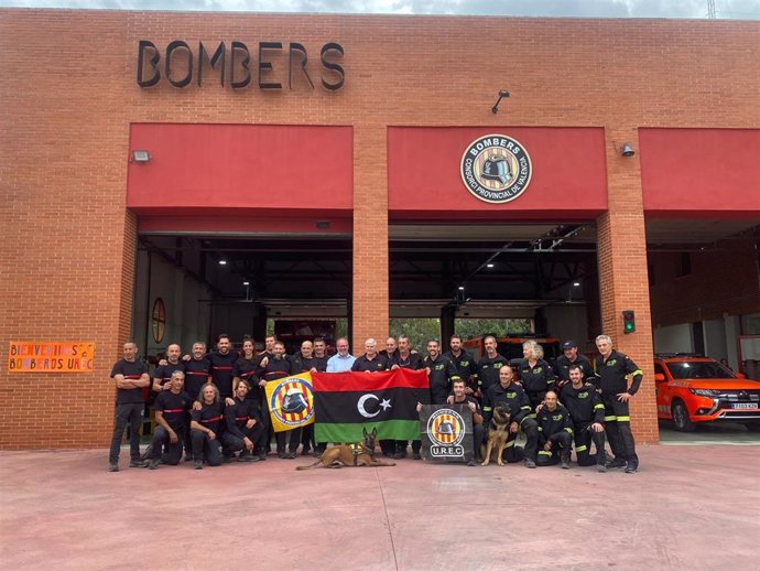 La Unidad de Rescate en Emergencias y Catástrofes (UREC) de los bomberos de la Diputación de Valencia vuelve a casa tras expedición en Libia