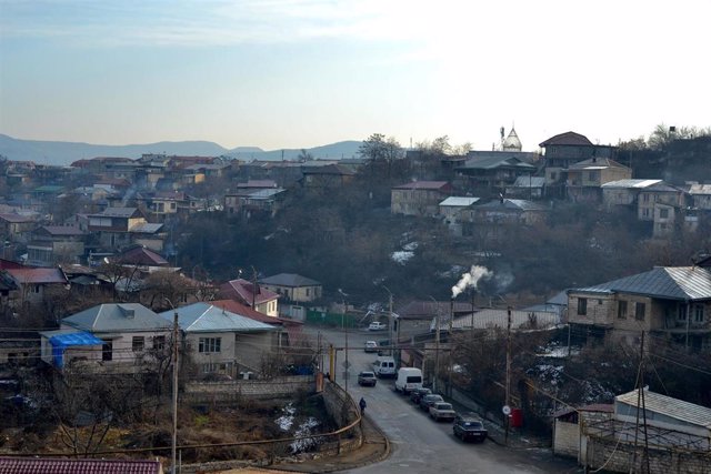 Archivo - Vista general de la capital de la autoproclamada república de Nagorno Karabaj, Stepanakert (archivo)