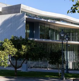 La nueva Biblioteca 'Grupo Cántico' en Córdoba.