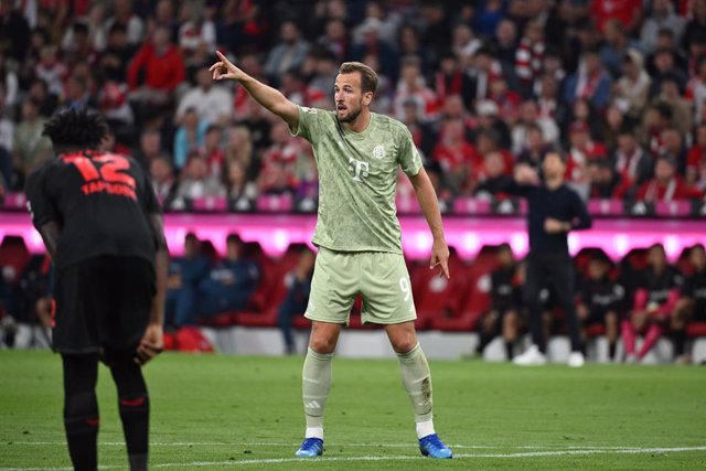 15 September 2023, Bavaria, Munich: Munich's Harry Kane gestures during the German Bundesliga soccer match between Bayern Munich and Bayer Leverkusen at Allianz Arena. Photo: Sven Hoppe/dpa - IMPORTANT NOTICE: DFL and DFB regulations prohibit any use of p