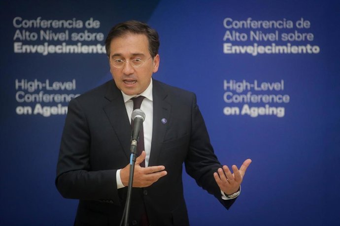 El ministro de Asuntos Exteriores, Unión Europea y Cooperación en funciones, José Manuel Albares, inaugura la Conferencia de Alto Nivel sobre Envejecimiento, a 7 de septiembre de 2023, en Lugo, Galicia (España).