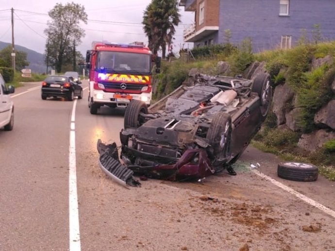 Accidente de tráfico en Sobarzo